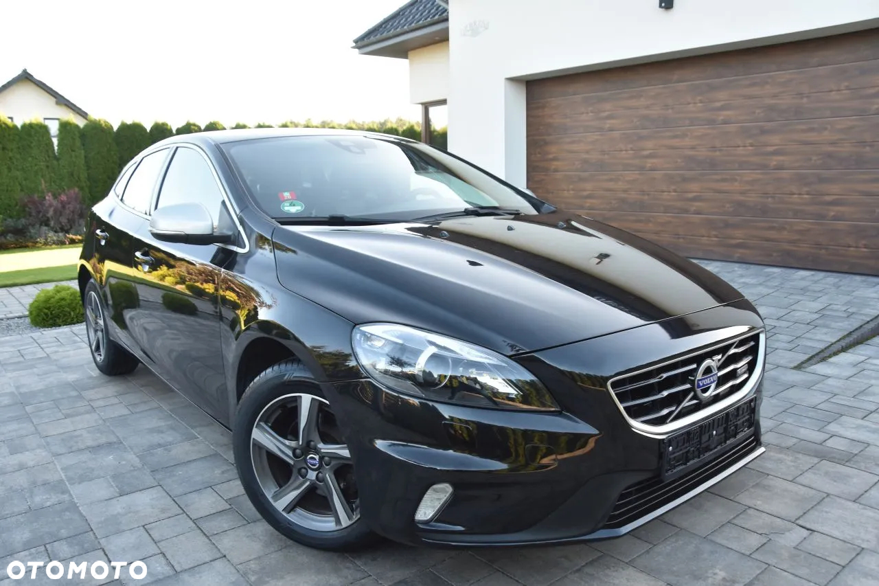 Volvo V40 D2 Drive-E R-Design Momentum - 4