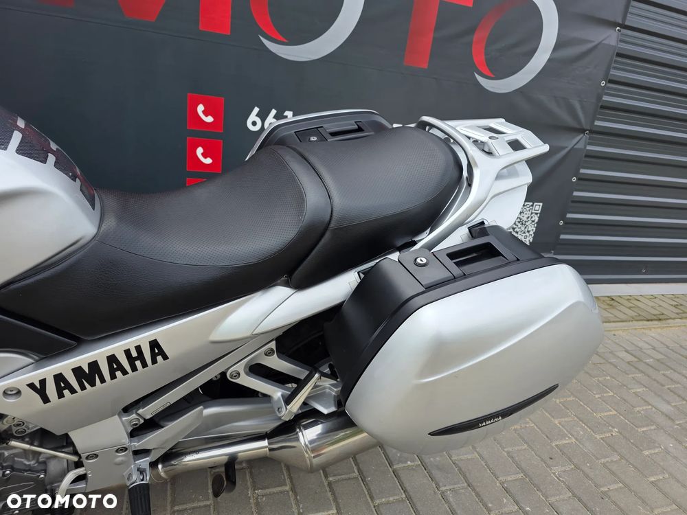 Yamaha FJR - 8