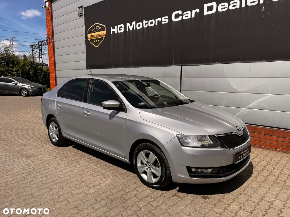 Skoda RAPID 1.0 TSI Drive DSG - 17