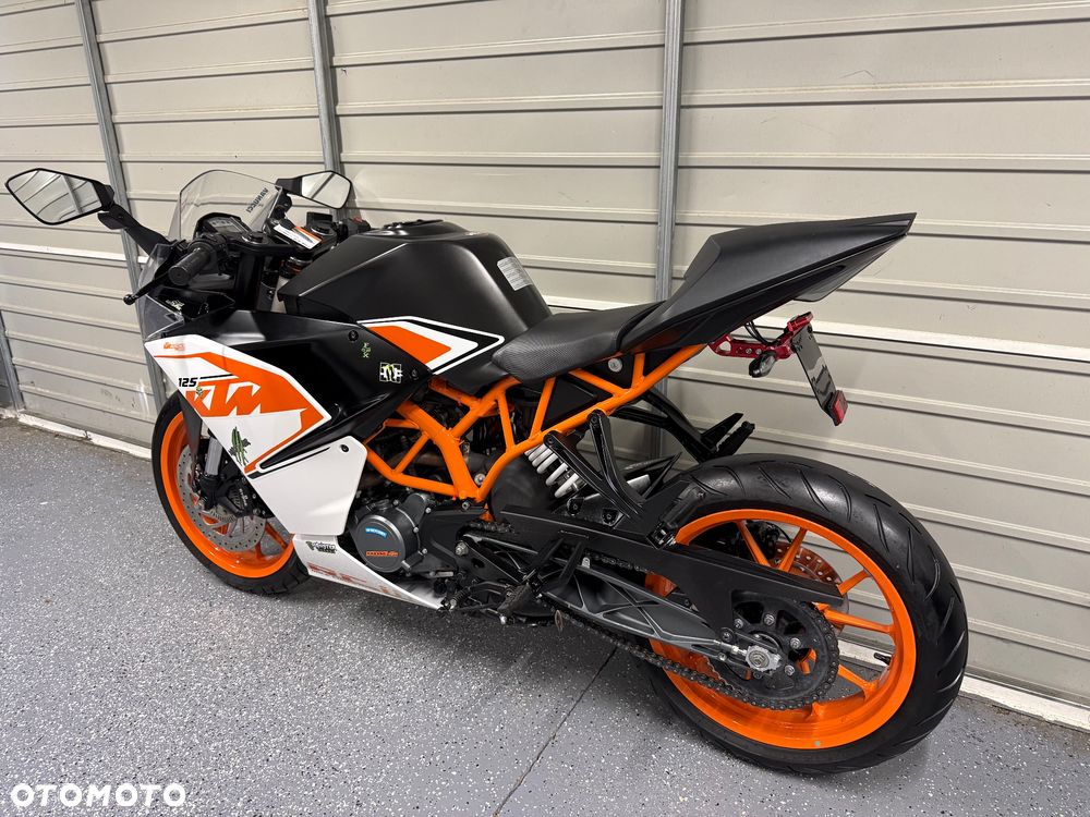 KTM RC 125 - 12