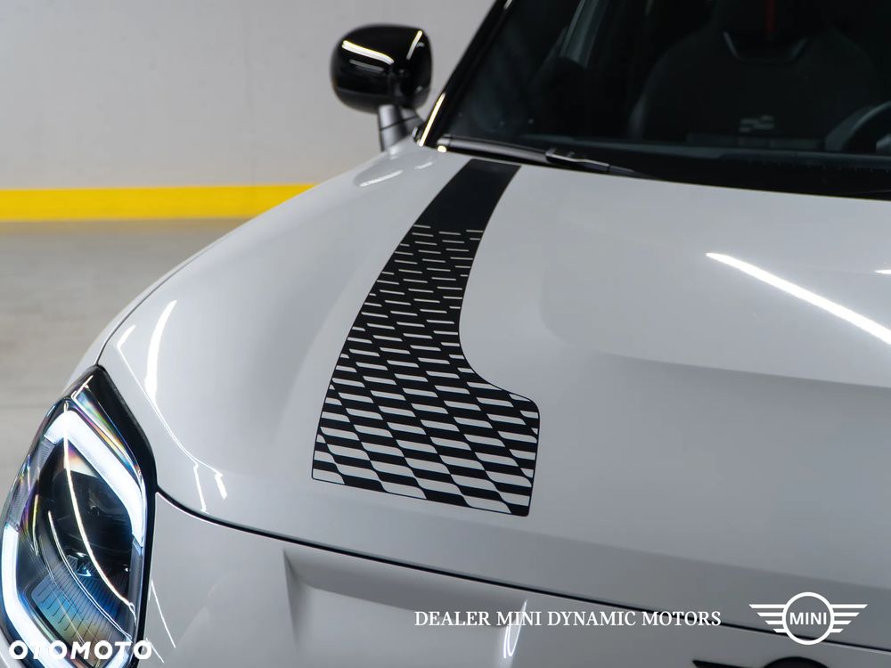 MINI Countryman S ALL4 John Cooper Works Trim - 9
