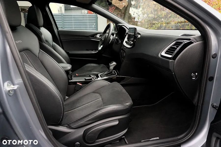 Kia Ceed 1.5 T-GDI DCT7 OPF GT Line - 27