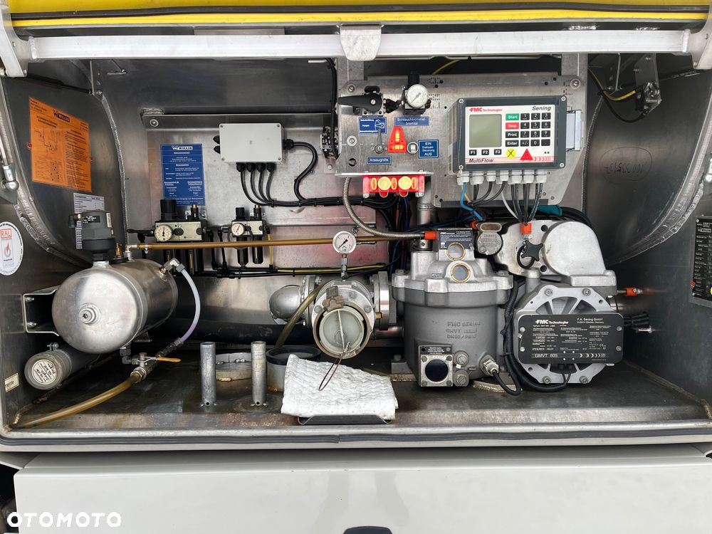 Mercedes-Benz ANTOS  Autocysterna Cysterna - 7