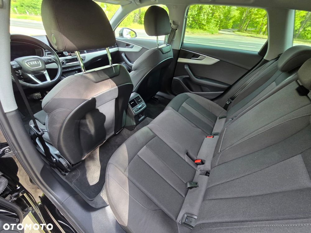 Audi A4 Avant 40 TFSI S tronic - 23