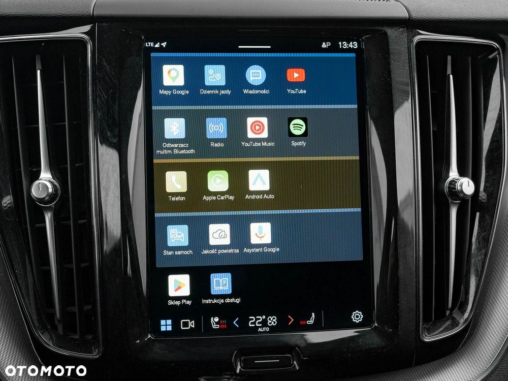 Volvo XC 60 B4 B Plus Dark - 21
