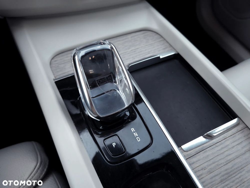 Volvo XC 60 B4 D AWD Inscription - 17