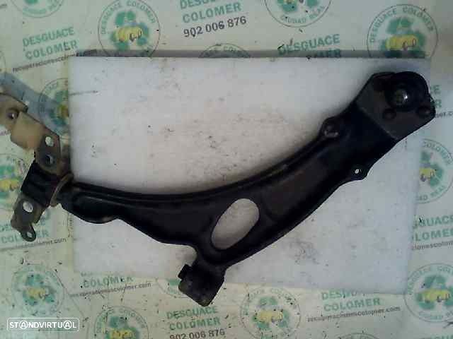 BRAÇO SUSPENSÃO INFERIOR FRENTE ESQUERDO FIAT DOBLO CARGO 1.9 D (223ZXB1A) 63CV... - 1