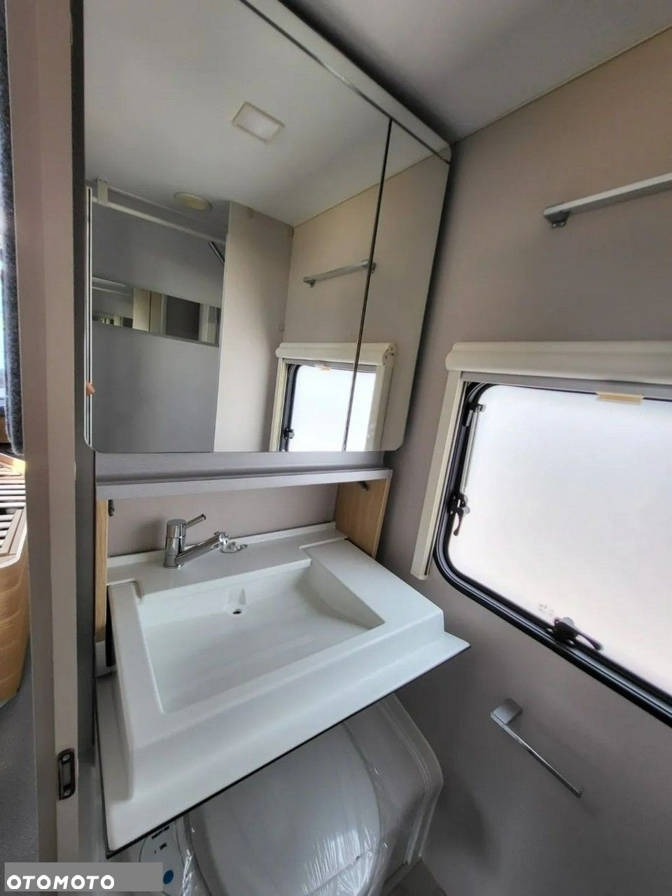 Adria Adora 753 UK NOWA 6OS FV23% WCC - 30