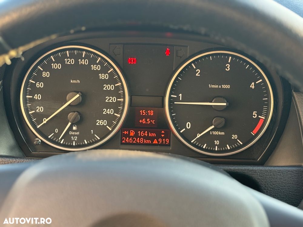 BMW X1 xDrive18d xLine - 6