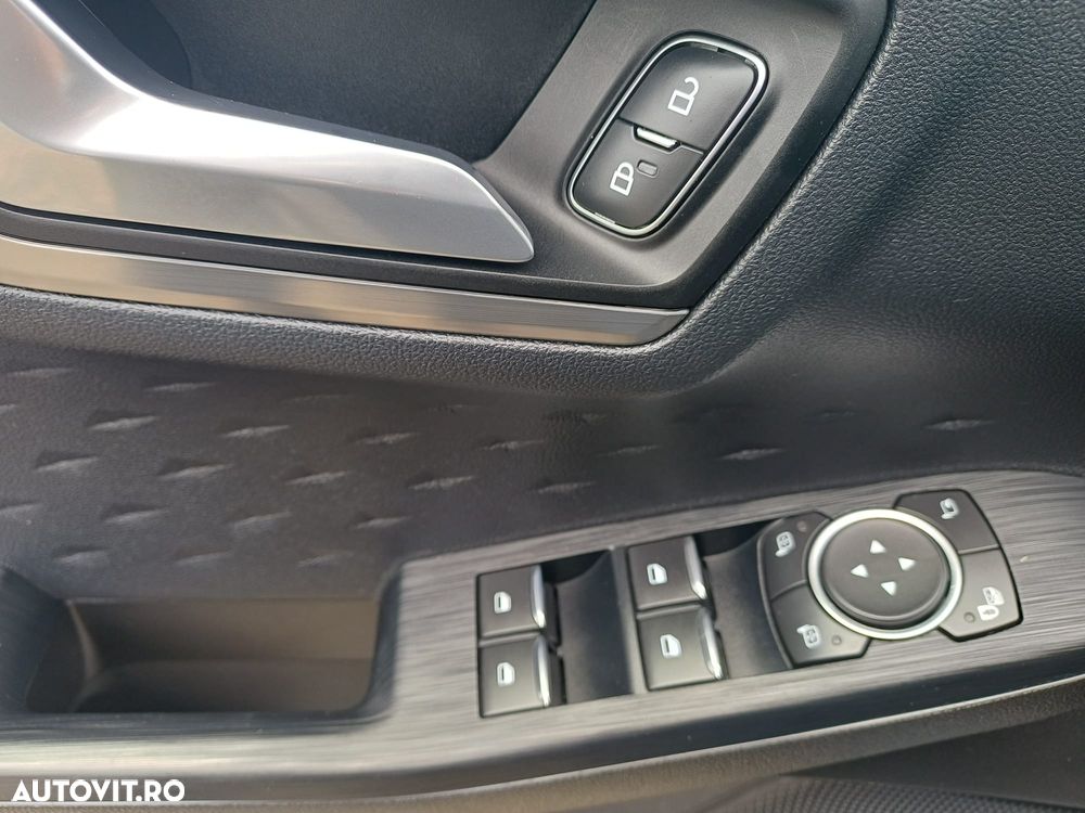 Ford Kuga 2.5 Duratec PHEV Titanium X - 15
