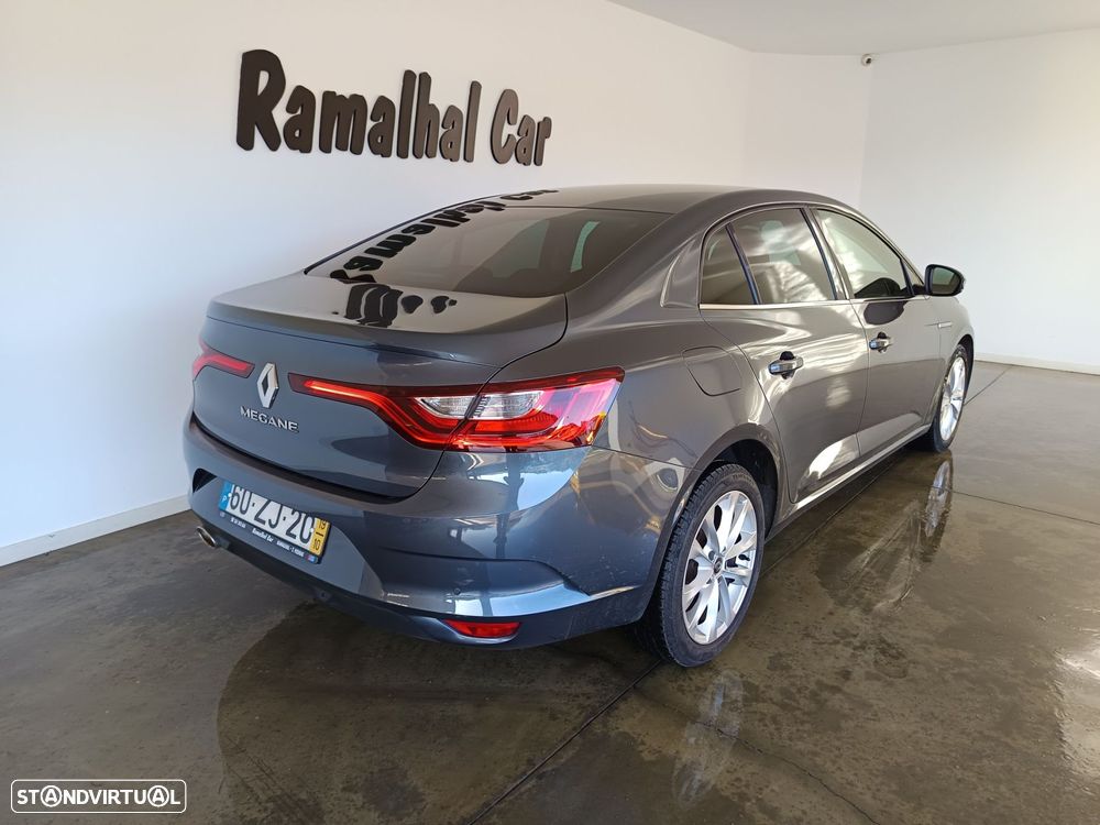 Renault Mégane Grand Coupe 1.3 TCe Limited J17 - 8