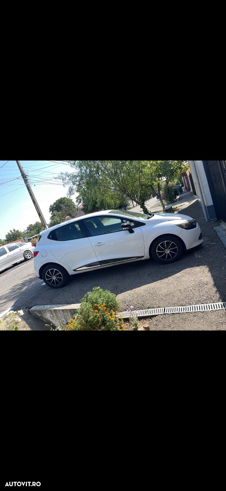 Renault Clio 1.5 dCi 75 Authentique - 4