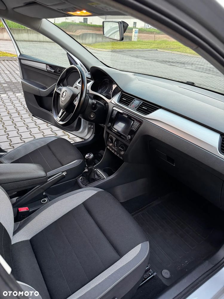 Skoda RAPID 1.0 TSI Ambition - 2