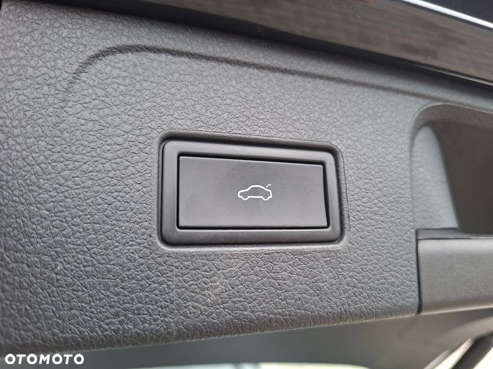 Volkswagen Passat - 15