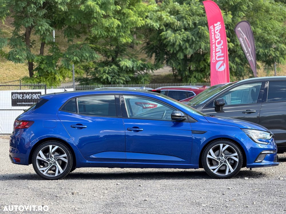 Renault Megane ENERGY TCe 205 EDC GT - 9