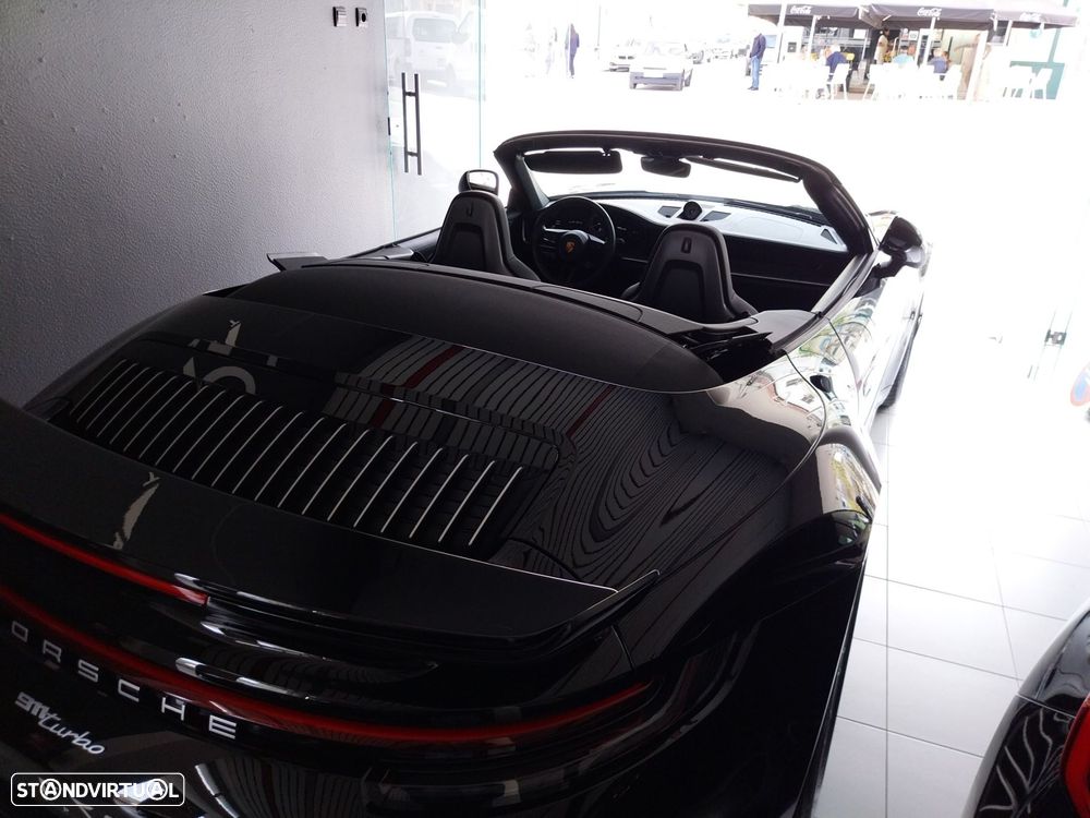Porsche 911 Série F - 22
