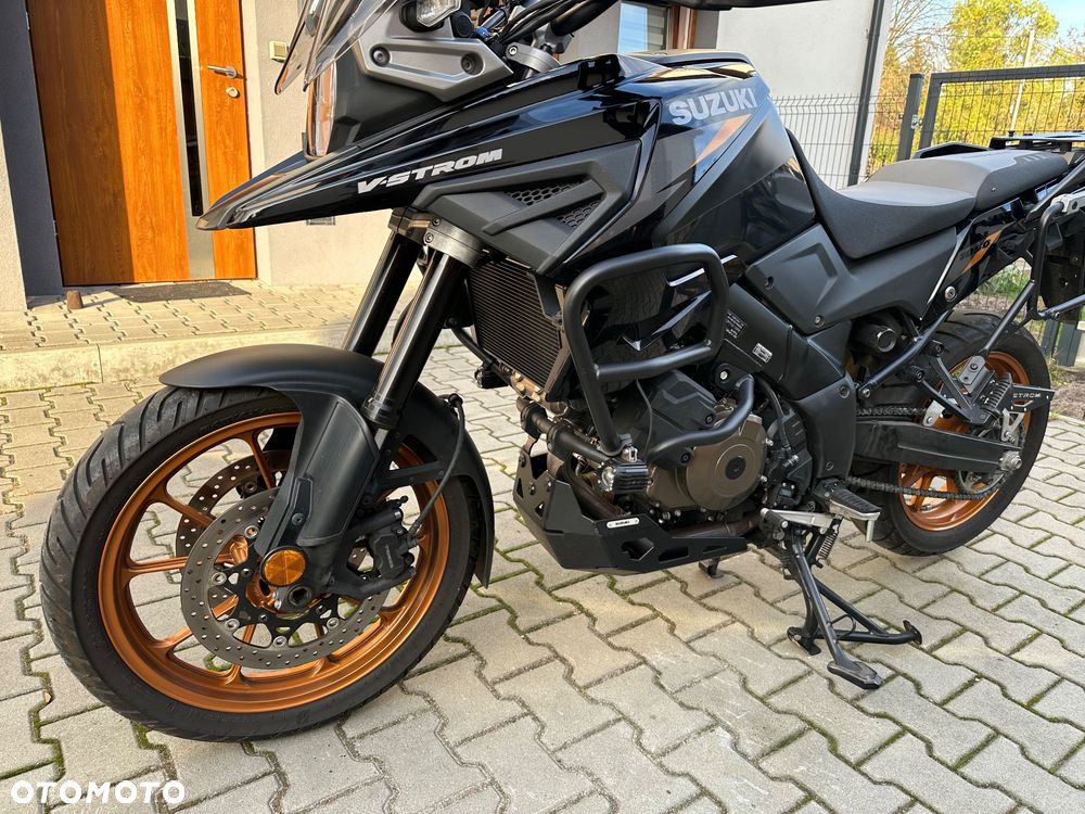 Suzuki V-STROM - 6