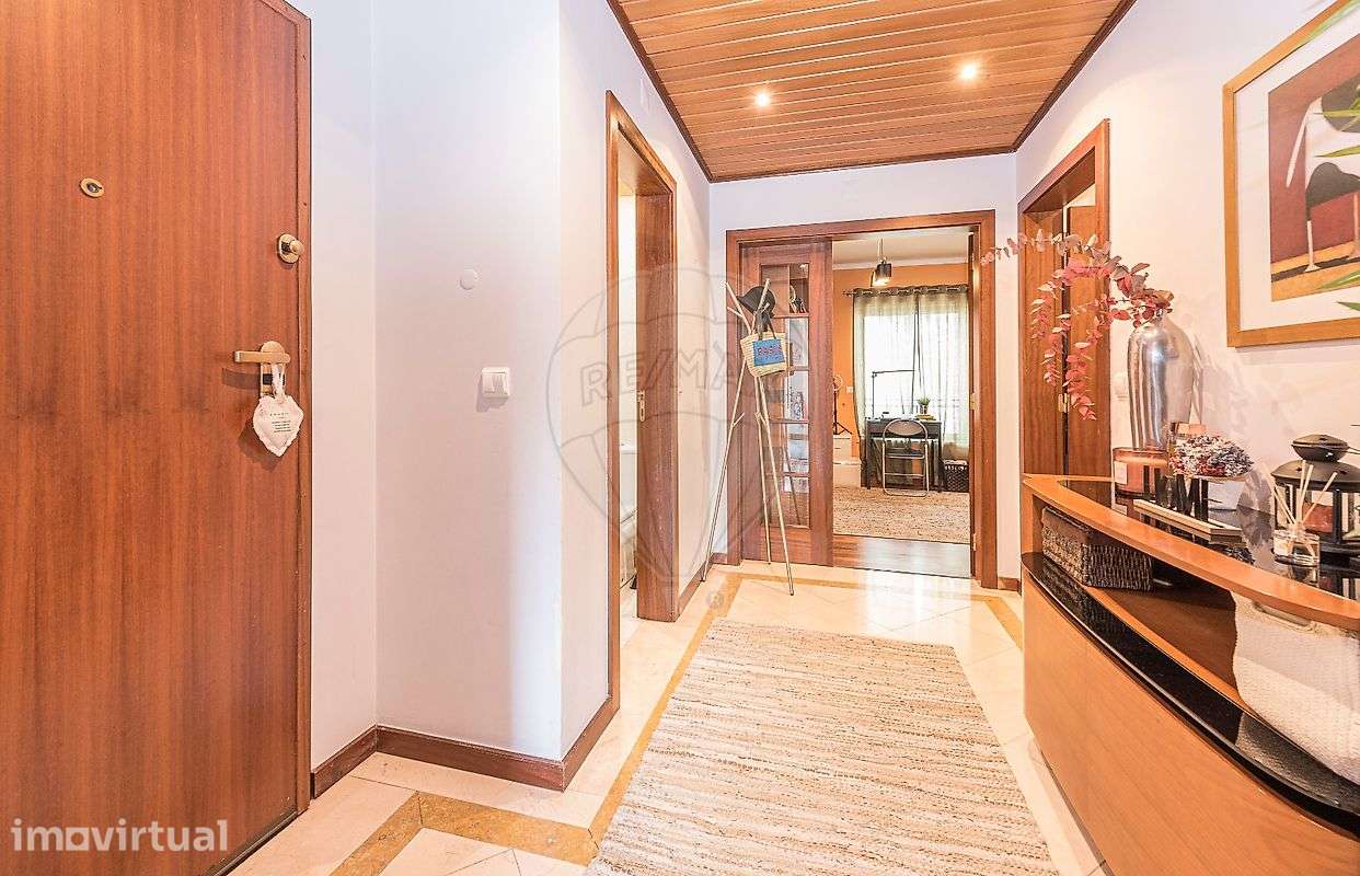 Apartamento T2 para arrendamento - Grande imagem: 2/42
