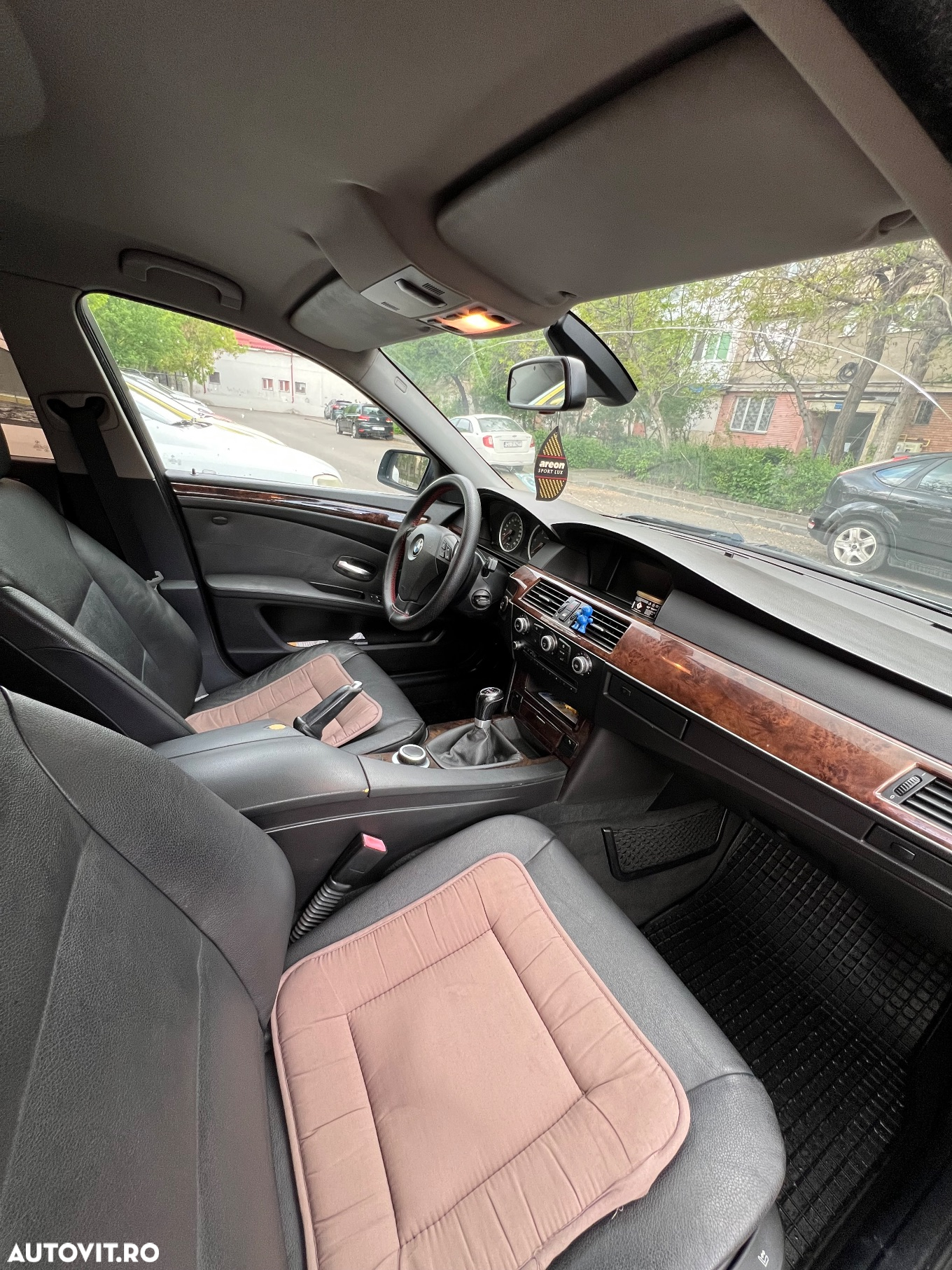 BMW Seria 5 520d - 8