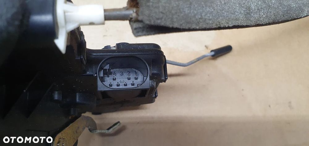 Zamek lewy tył tylny BMW 3 E46 8196033 - 5