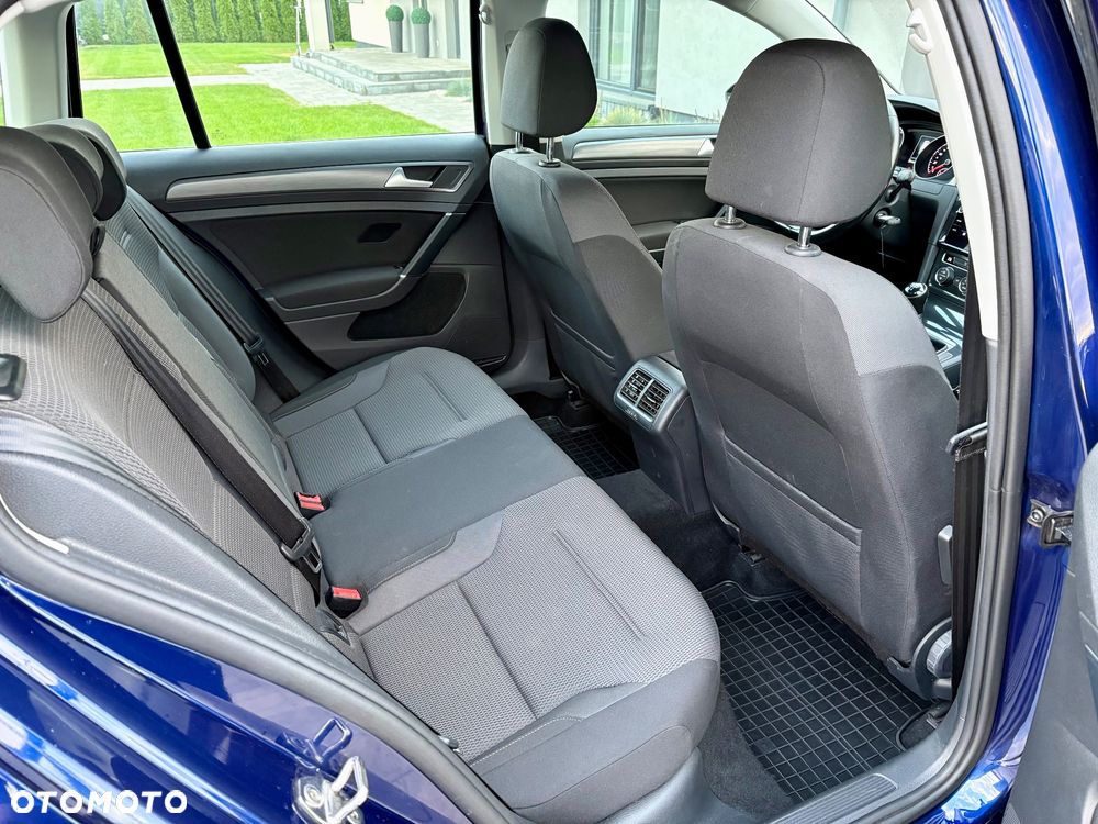 Volkswagen Golf 1.6 TDI BMT Comfortline - 18