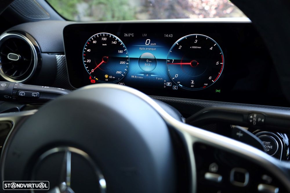 Mercedes-Benz A 180 d Progressive Aut. - 35