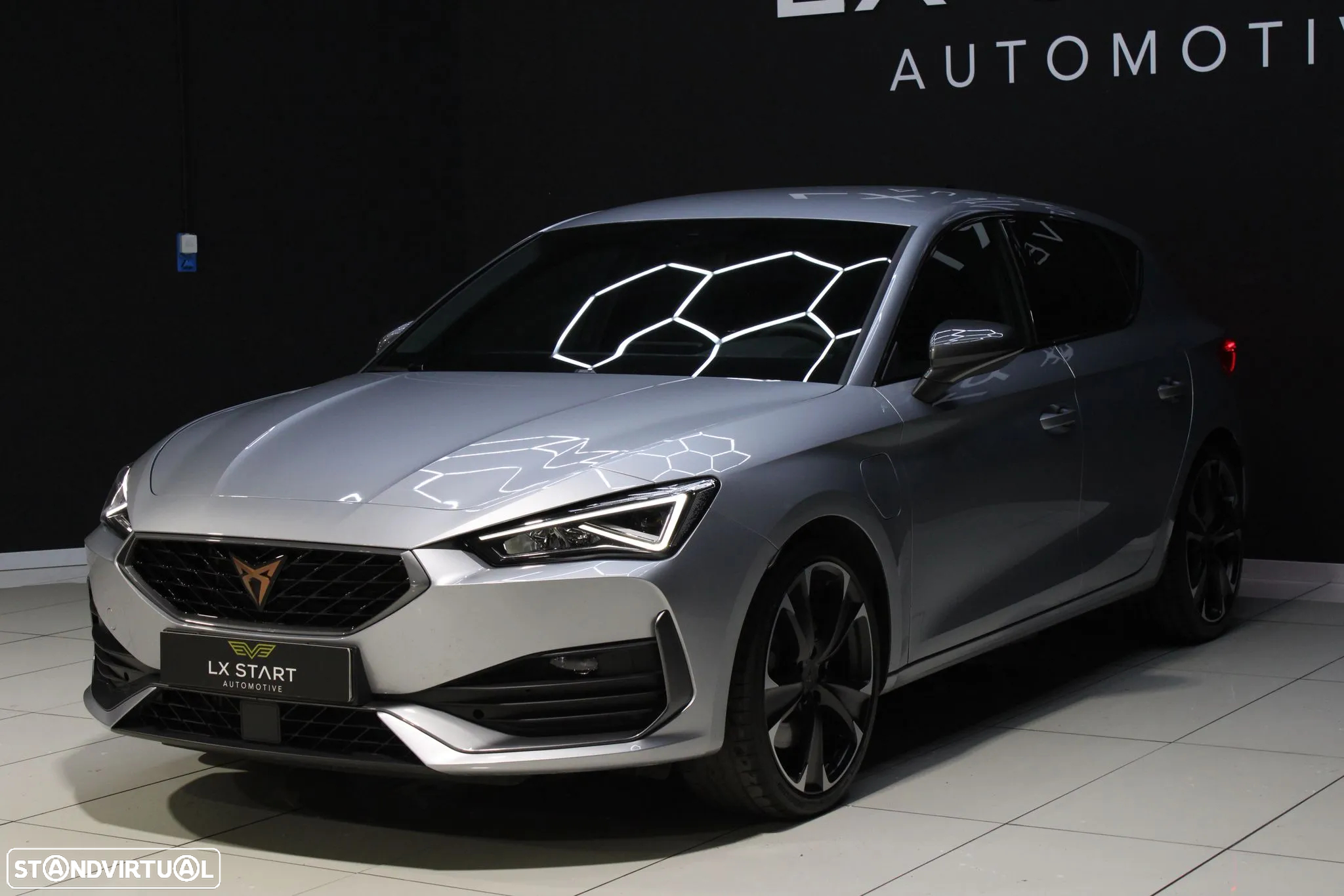 Cupra Leon 1.4 e-Hybrid VZ DSG - 8