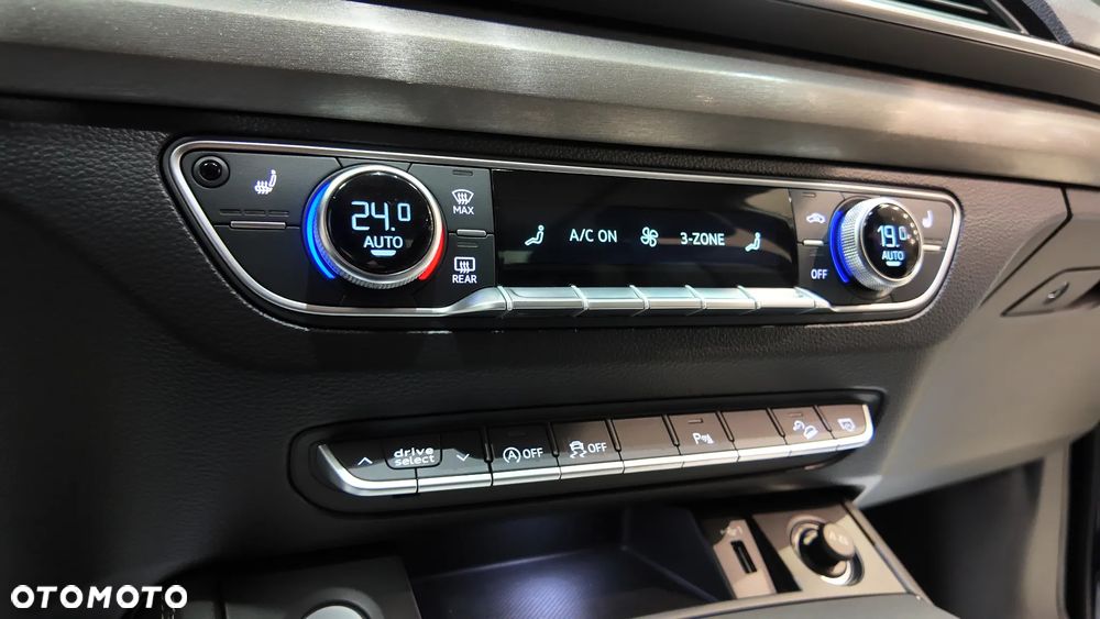 Audi Q5 2.0 TFSI Quattro Design S tronic - 29