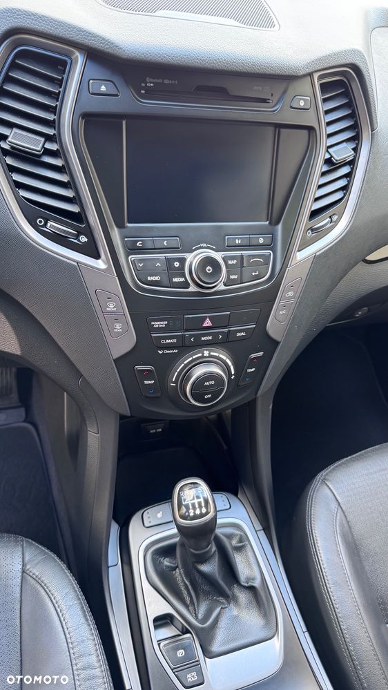 Hyundai Santa Fe - 25