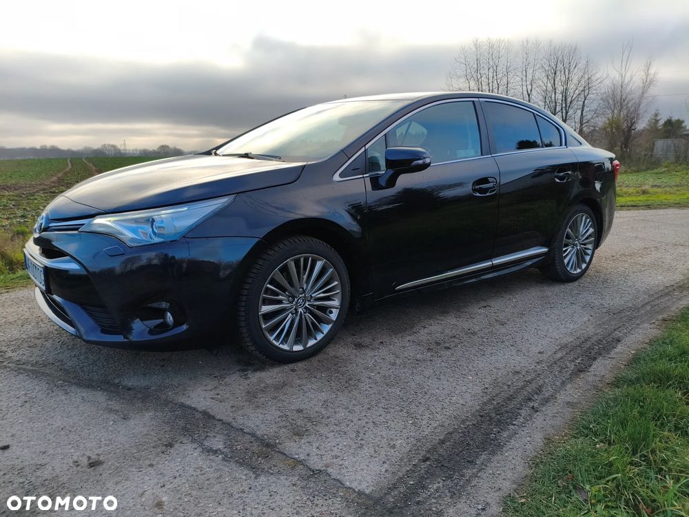 Toyota Avensis 2.0 D-4D Prestige - 2