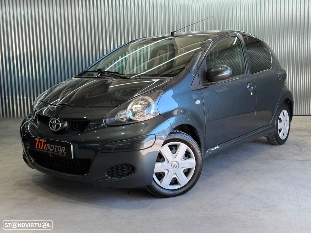 Toyota Aygo 1.0 + AC - 2