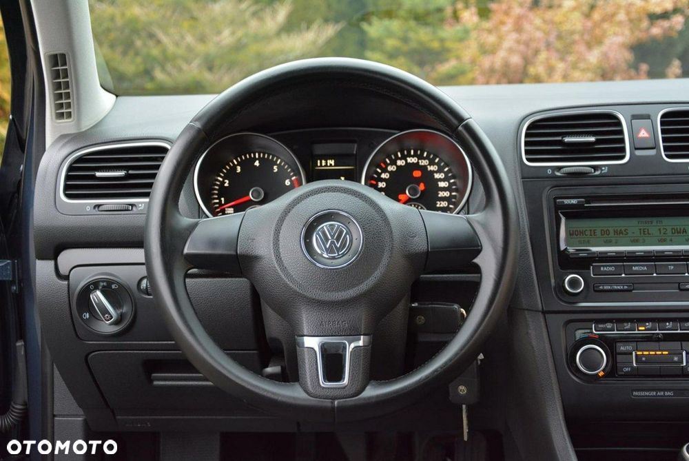 Volkswagen Golf 1.4 TSI Comfortline - 24