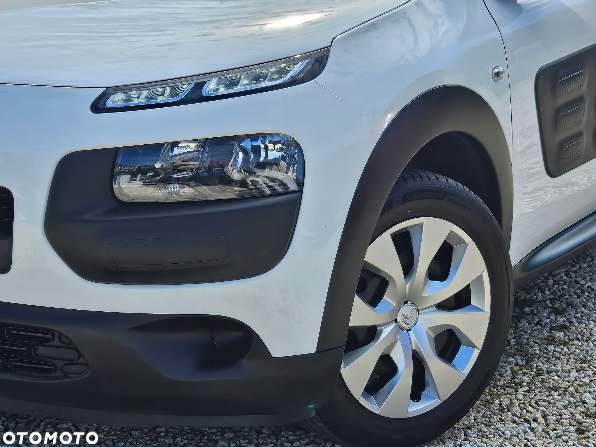 Citroën C4 Cactus 1.2 PureTech Shine EU6 - 2