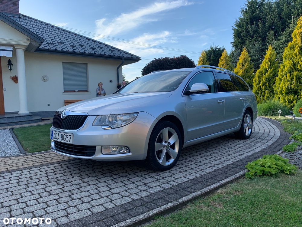 Skoda Superb 2.0 TDI 4x4 Exclusive - 8