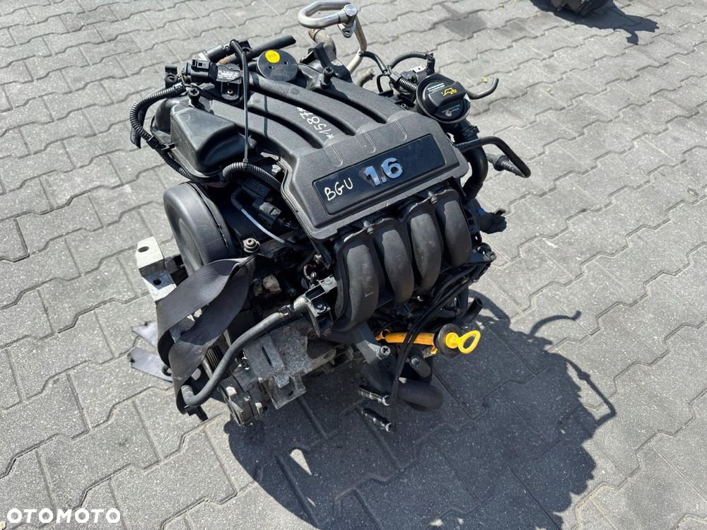 SILNIK 1.6 8V BGU VW GOLF V 2008 - 2