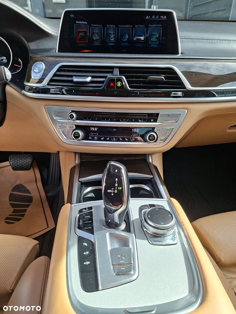 BMW Seria 7 730d xDrive - 19
