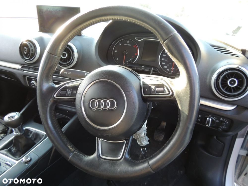 Poduszka powietrzna kierowcy AUDI A3 8V Sportback '13 - 1