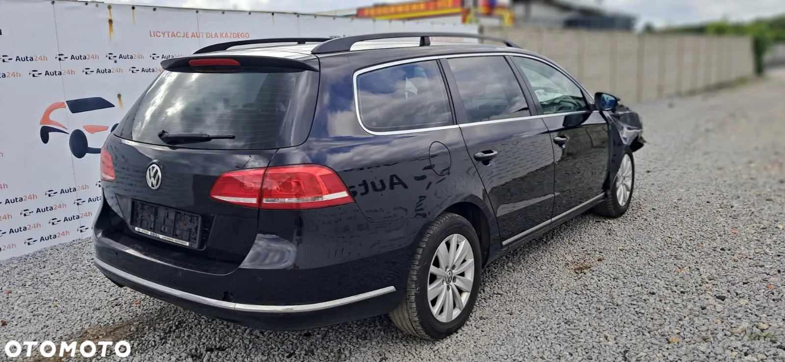Volkswagen Passat Variant 2.0 Blue TDI SCR Comfortline - 3