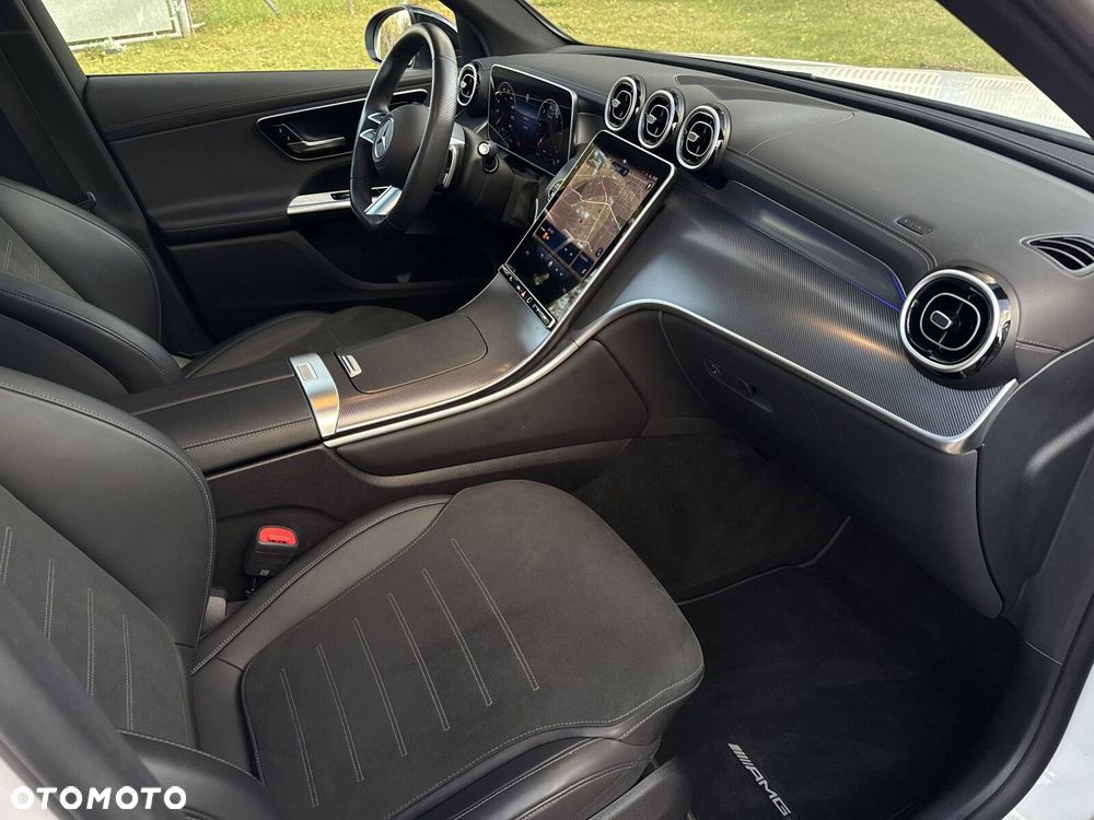 Mercedes-Benz GLC - 24