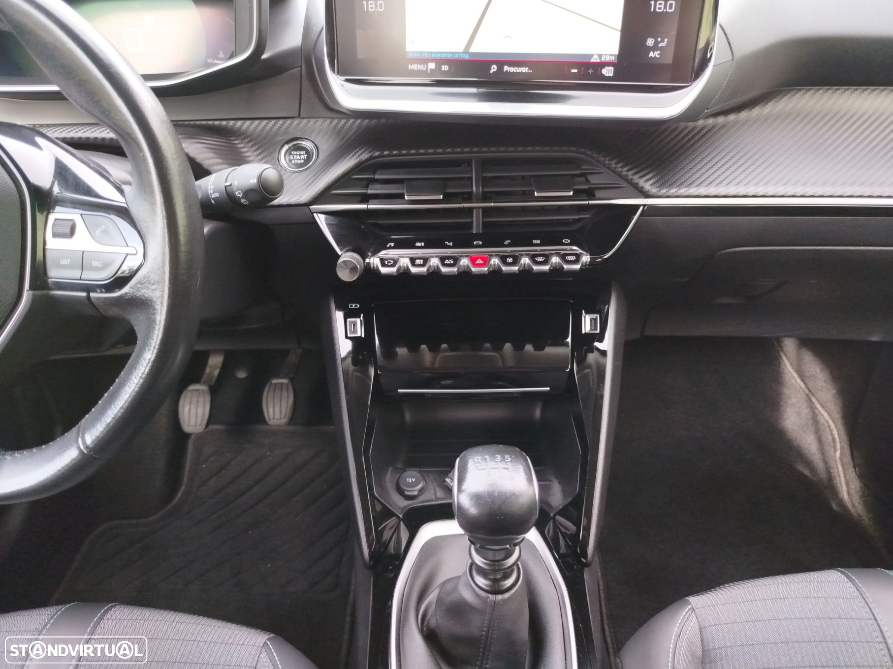 Peugeot 2008 1.5 BlueHDi Allure Pack - 32