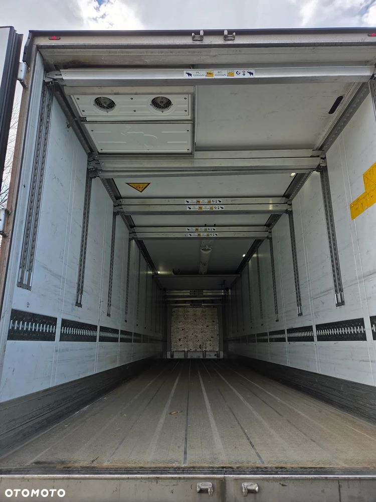 Schmitz Cargobull SCB - 1