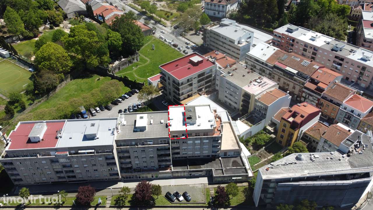 Apartamento, Braga (Maximinos, Sé e Cividade), Braga - Grande imagem: 2/20