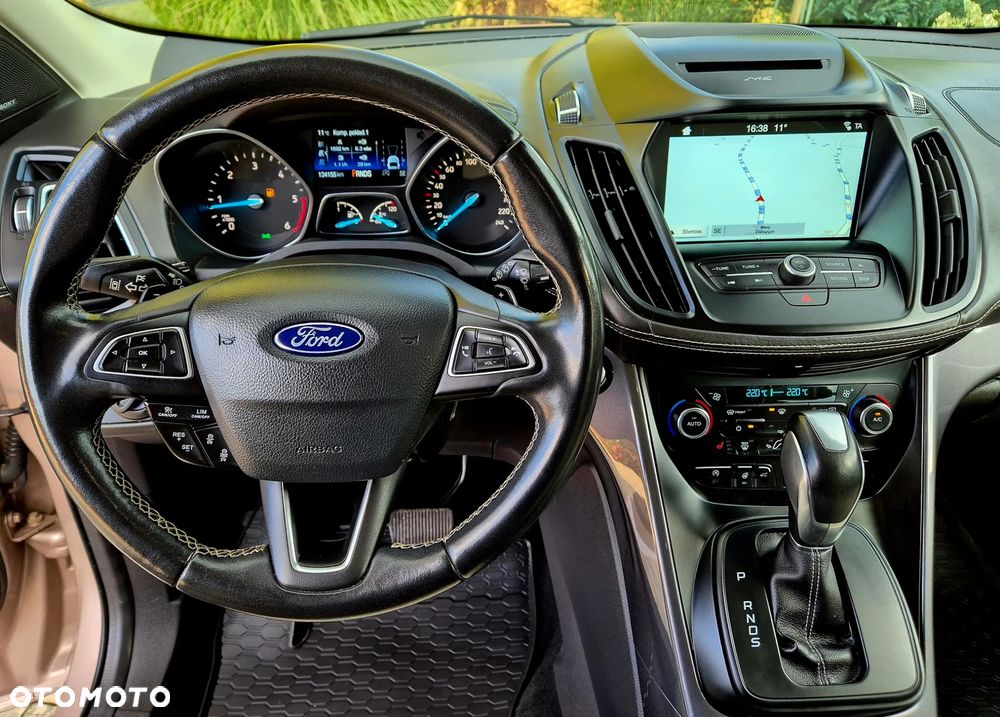 Ford Kuga 2.0 TDCi 4x4 Vignale - 17