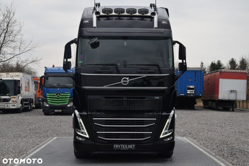 Volvo FH 500 Globetrotter XL Standard - 2