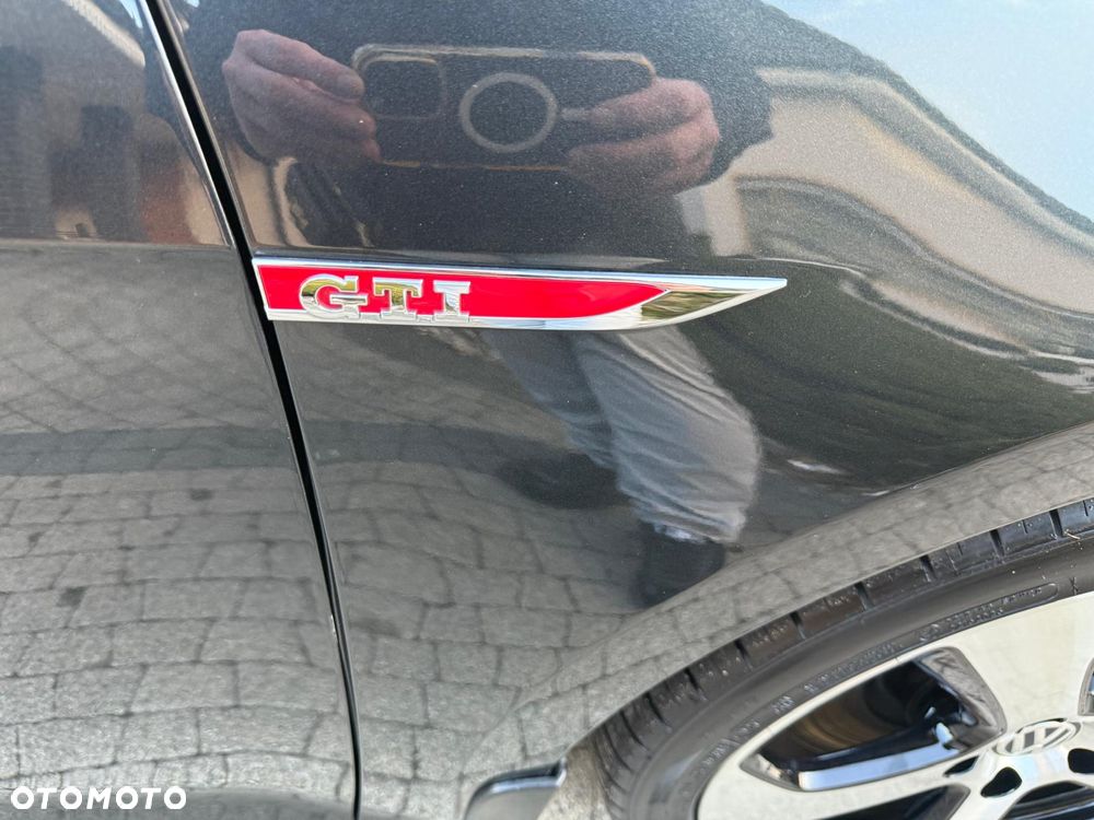 Volkswagen Golf GTI (BlueMotion Technology) DSG - 29