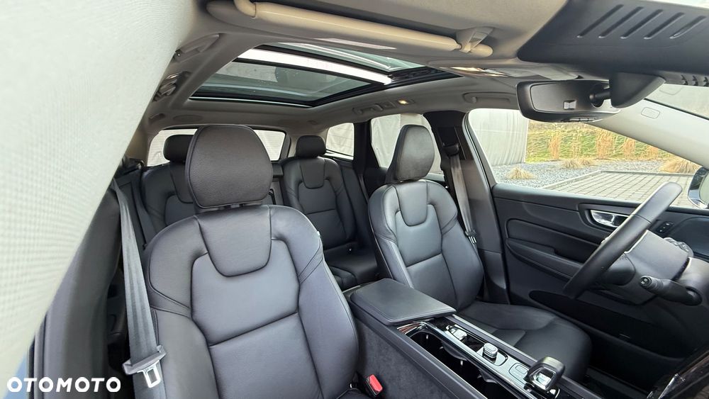 Volvo XC 60 B5 B Geartronic RDesign - 12