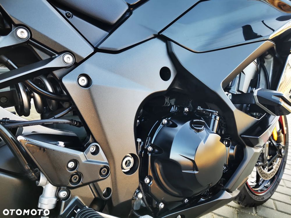 Kawasaki Ninja 1000 SX - 16