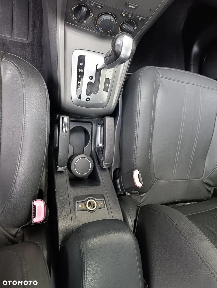 Opel Antara 3.2 V6 4x4 Cosmo - 19