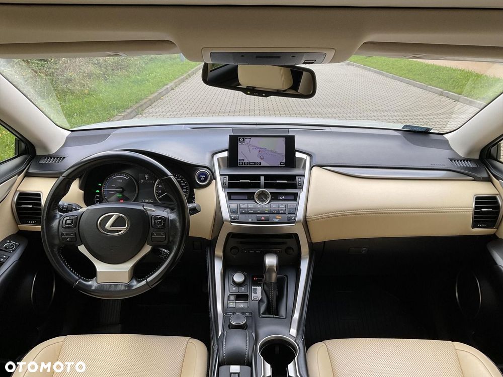 Lexus NX 300h Comfort AWD - 17