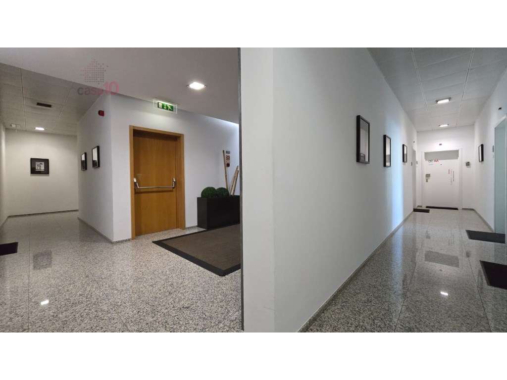 Escritório para arrendamento - Zona Norte do Parque Nações - Grande imagem: 3/4